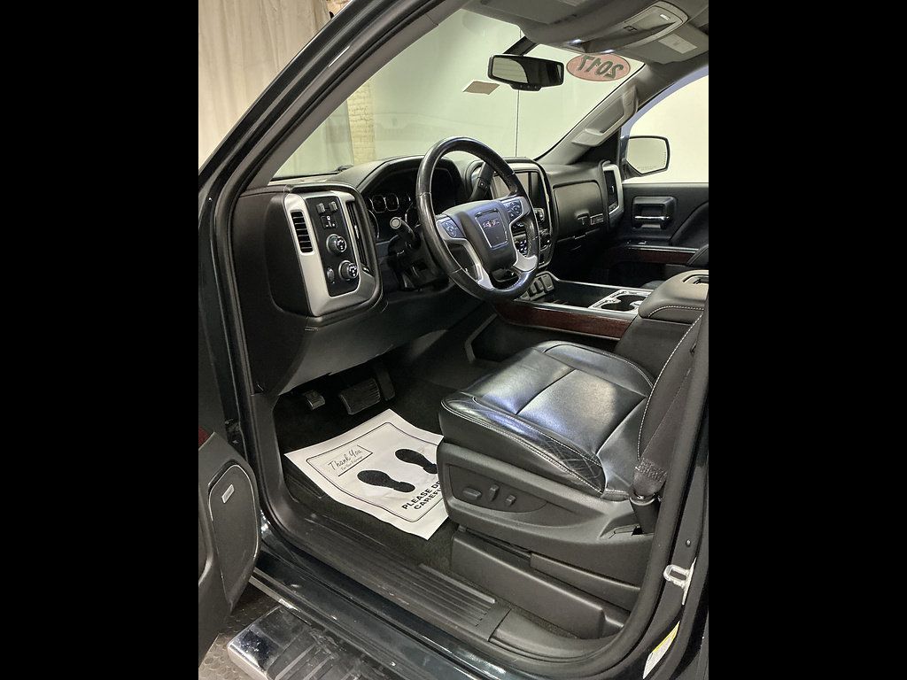 Used 2017 GMC Sierra 1500 SLT w/ SLT Premium Package AWD/4WD image 9
