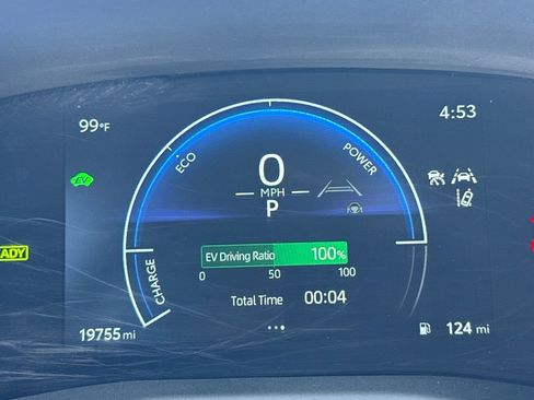 Used 2025 Toyota Camry LE FWD image 22