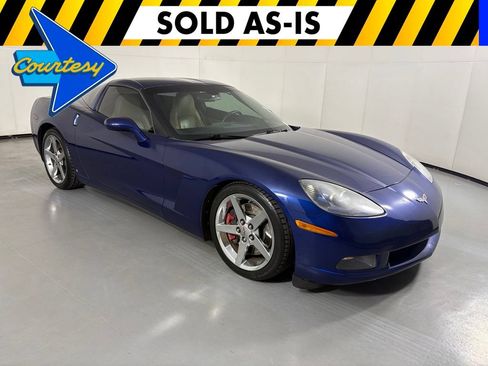 Used 2007 Chevrolet Corvette Coupe w/ Preferred Equipment Group RWD image 1
