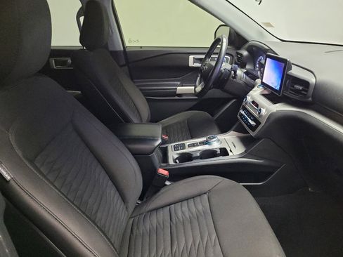 Used 2020 Ford Explorer XLT RWD image 21
