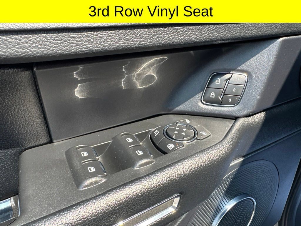 Used 2020 Ford Expedition Max XLT w/ Equipment Group 202A AWD/4WD image 15