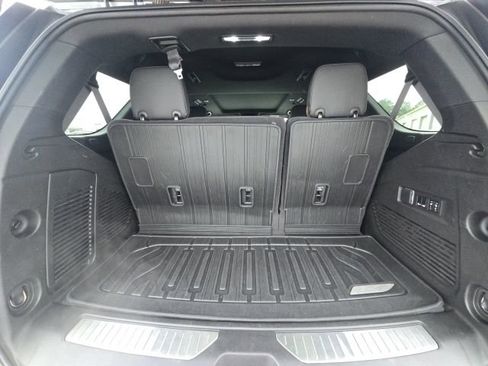 Used 2023 GMC Yukon AT4 w/ Technology Package image 14