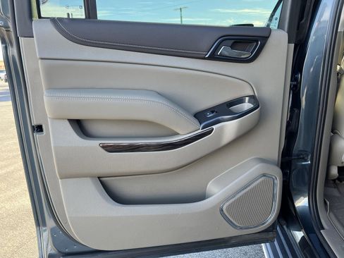 Used 2020 GMC Yukon XL SLT image 18