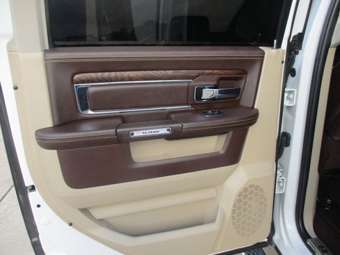 Used 2018 RAM 2500 Longhorn w/ Convenience Group image 6