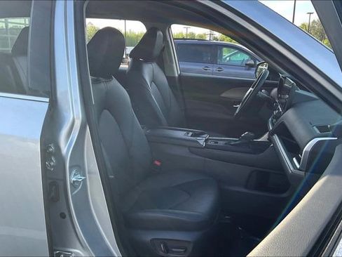 Used 2024 Toyota Grand Highlander AWD image 7