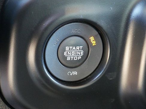 Used 2022 Jeep Gladiator Rubicon w/ Cold Weather Group image 37