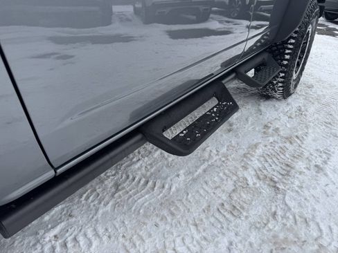 Used 2024 Ford Bronco Black Diamond w/ Sasquatch Package image 17