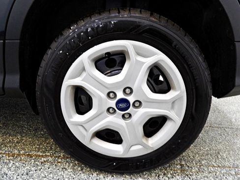 Used 2019 Ford Escape S FWD image 19