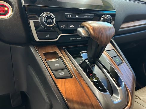 Used 2022 Honda CR-V Touring image 18