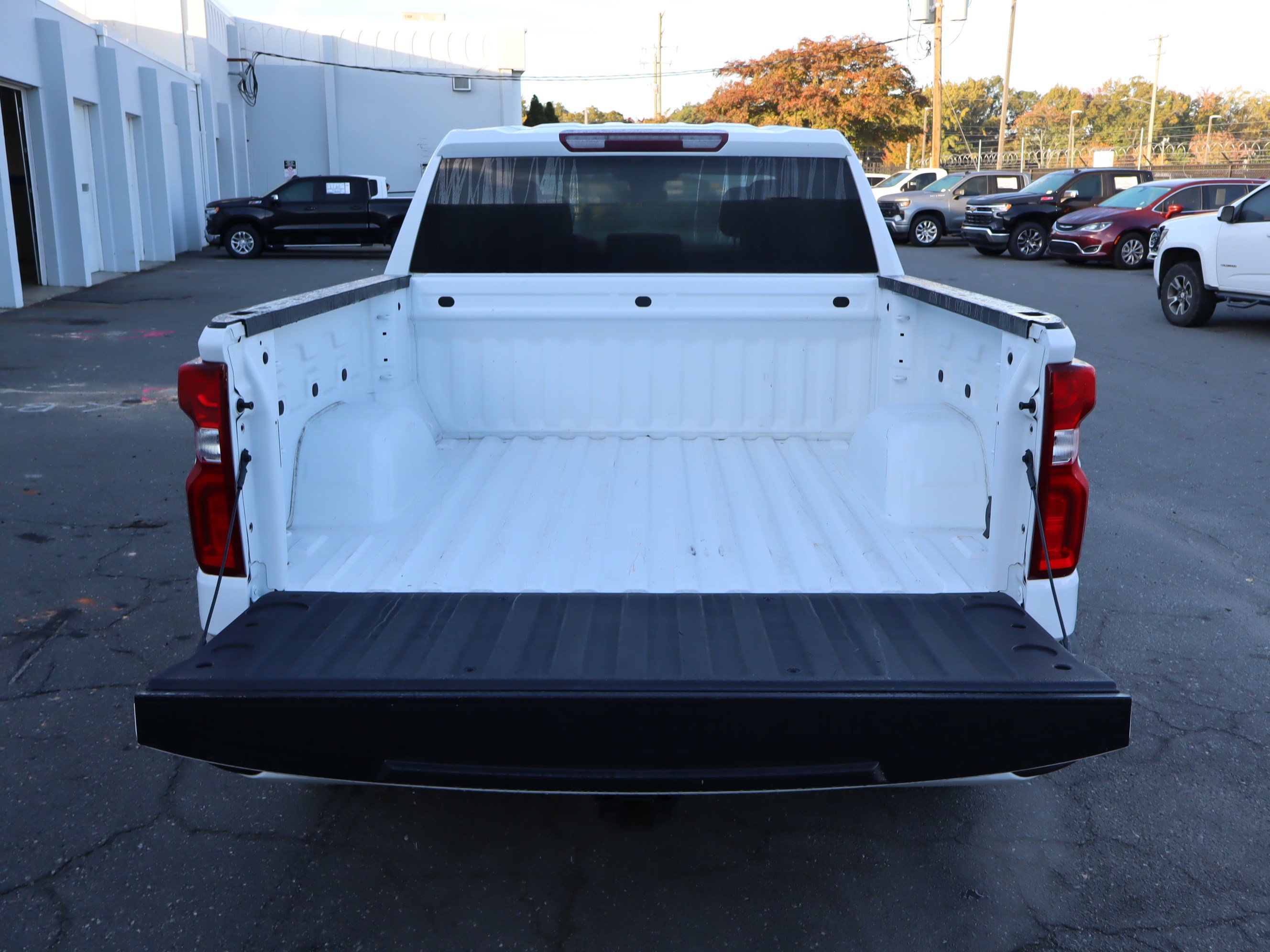 Used 2023 Chevrolet Silverado 1500 RST AWD/4WD image 12