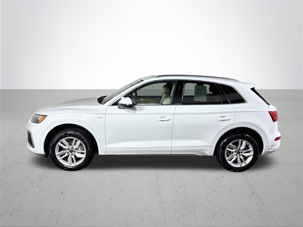 Used 2023 Audi Q5 2.0T Premium w/ Convenience Package AWD/4WD image 9