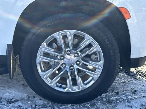Used 2024 GMC Yukon SLE w/ LPO, Floor Liner Package image 33