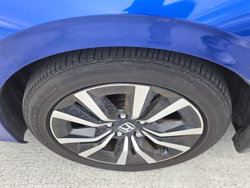 Certified 2024 Honda Civic EX image 6
