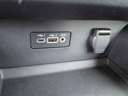 Used 2025 Nissan Altima 2.5 SV FWD image 23