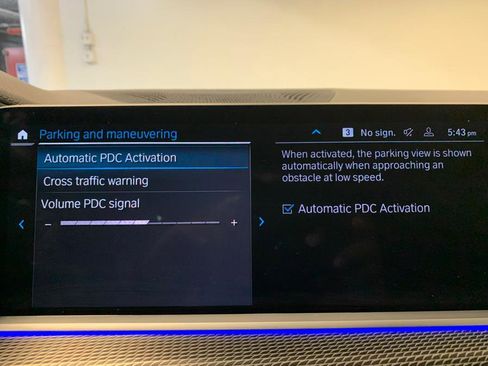 Used 2022 BMW X5 xDrive40i w/ M Sport Package image 42