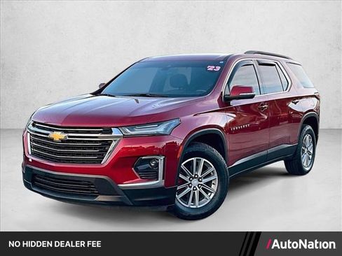 Used 2023 Chevrolet Traverse LT FWD image 1