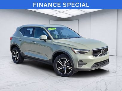 Used 2025 Volvo XC40 B5 Core