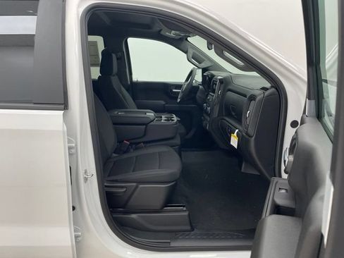 New 2026 Chevrolet Silverado 1500 Custom AWD/4WD image 15