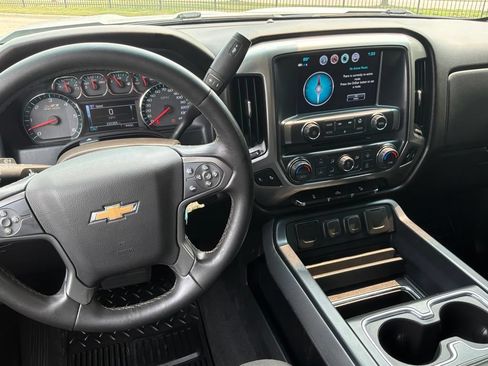 Used 2018 Chevrolet Silverado 1500 LT w/ All Star Edition AWD/4WD image 32
