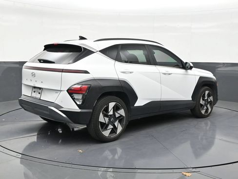Used 2024 Hyundai Kona Limited FWD image 5