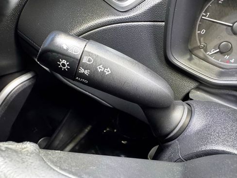 Certified 2024 Toyota Corolla Cross LE image 31