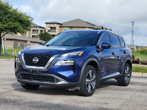 Used 2023 Nissan Rogue SL w/ SL Premium Package FWD image 2