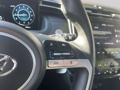 Used 2024 Hyundai Tucson Limited image 22