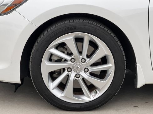 Used 2017 Acura ILX w/ Premium Package image 25