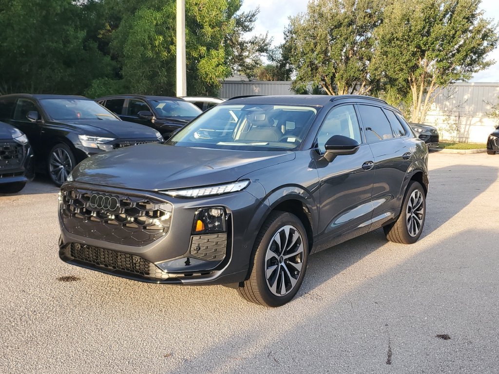 New 2026 Audi Q3 quattro 2.0T AWD/4WD image 9