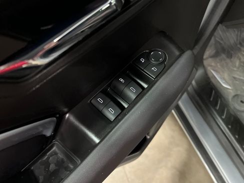 Certified 2024 Chevrolet Colorado Z71 w/ Z71 Convenience Package 2 image 17