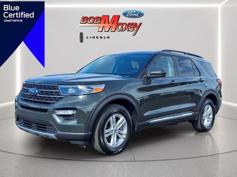 Used 2024 Ford Explorer XLT w/ Equipment Group 202A AWD/4WD image 1
