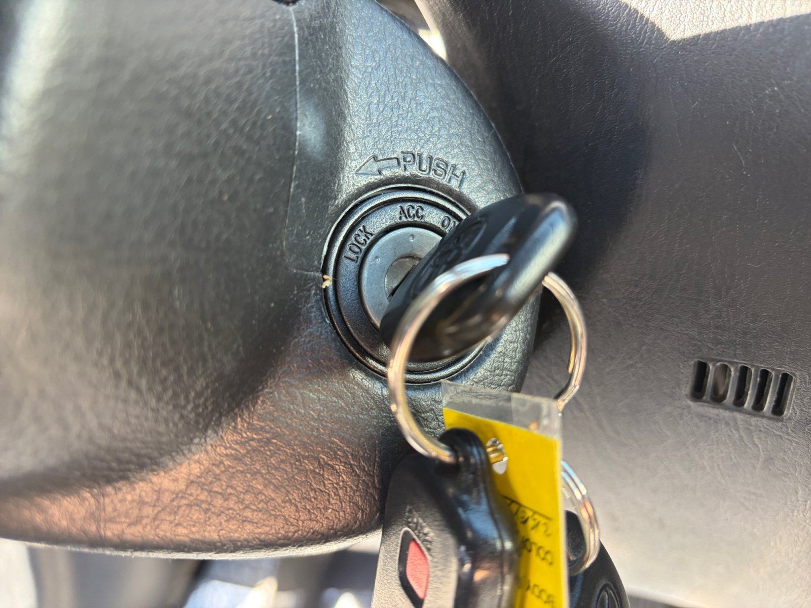 Used 2008 Toyota Corolla S w/ Enhanced Pwr Pkg FWD image 17