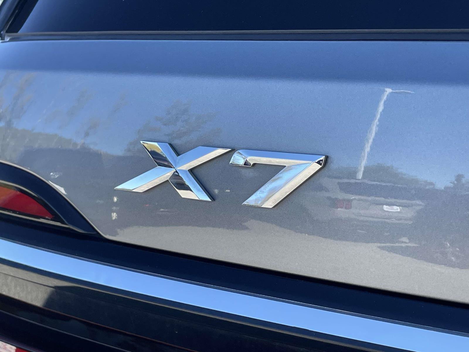 Used 2023 BMW X7 xDrive40i w/ M Sport Package AWD/4WD image 30
