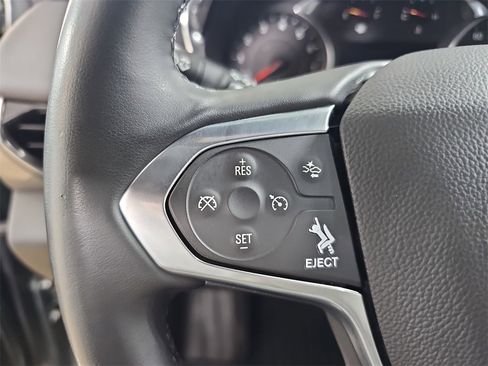 Certified 2023 Chevrolet Traverse LT image 25