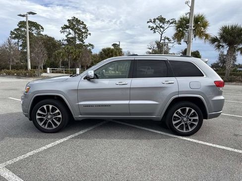 Used 2018 Jeep Grand Cherokee Overland image 6