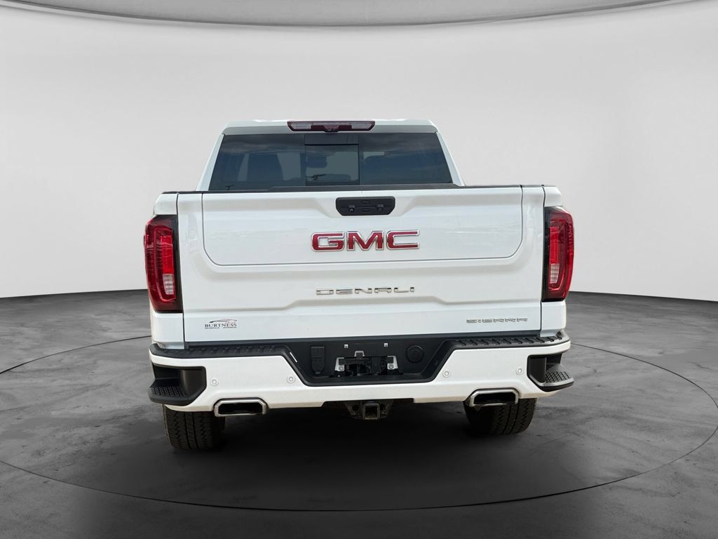 Used 2023 GMC Sierra 1500 Denali w/ Technology Package AWD/4WD image 7