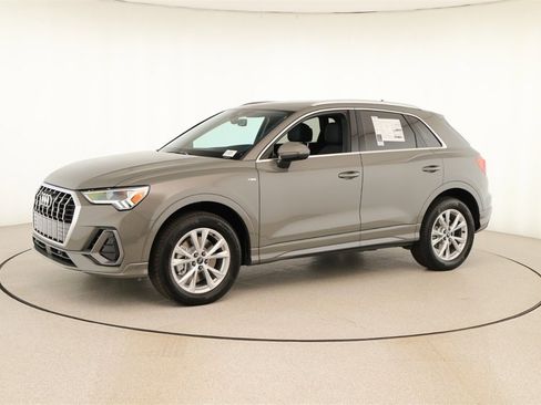 New 2025 Audi Q3 2.0T Premium image 13