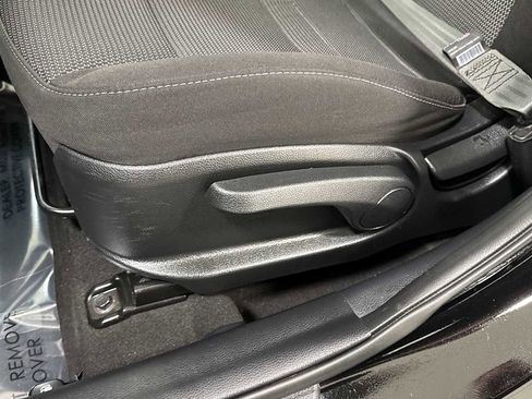 Used 2017 Kia Forte LX image 15