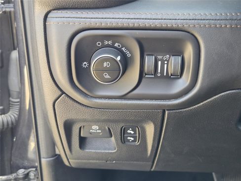 Used 2020 RAM 1500 Limited AWD/4WD image 27