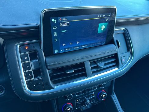 Used 2024 Chevrolet Tahoe Z71 w/ Luxury Package image 6