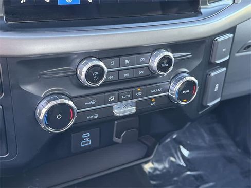 Used 2024 Ford F150 XLT image 16