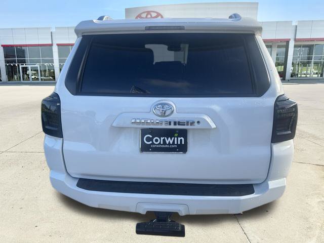 Used 2015 Toyota 4Runner SR5 Premium AWD/4WD image 9