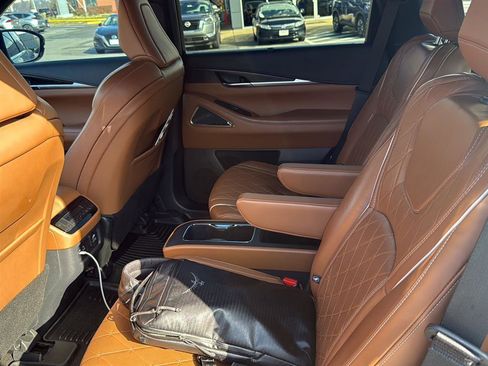 Certified 2024 INFINITI QX60 Autograph w/ Cargo Package image 34