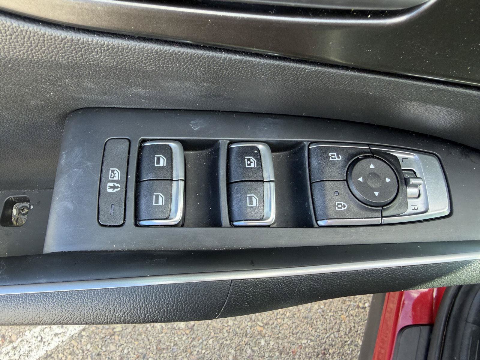 Used 2022 Kia Sorento EX FWD image 16