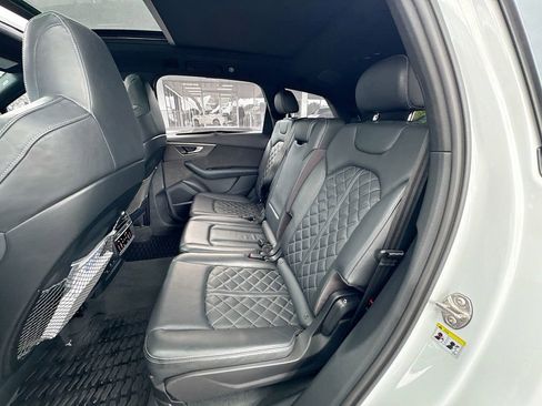Used 2022 Audi SQ7 Prestige w/ Prestige Package AWD/4WD image 27