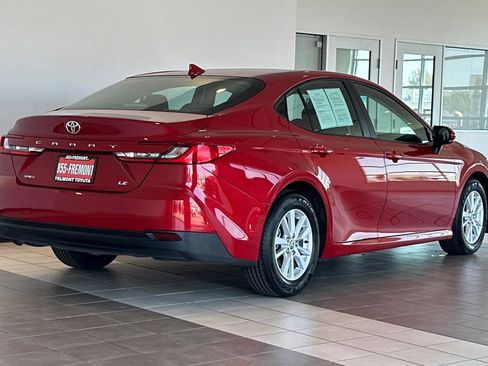 Certified 2025 Toyota Camry LE FWD image 4
