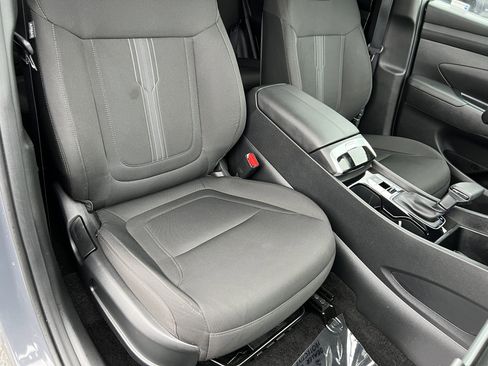 Used 2025 Hyundai Tucson SEL AWD/4WD image 23
