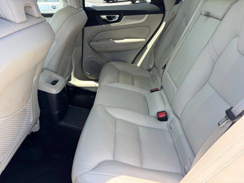 Used 2023 Volvo XC60 T8 Plus AWD/4WD image 14