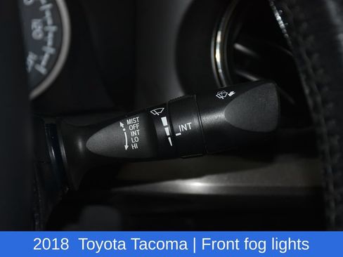 Used 2018 Toyota Tacoma SR5 AWD/4WD image 13