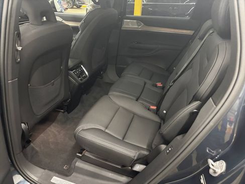 Certified 2025 Volvo EX90 Ultra AWD/4WD image 14